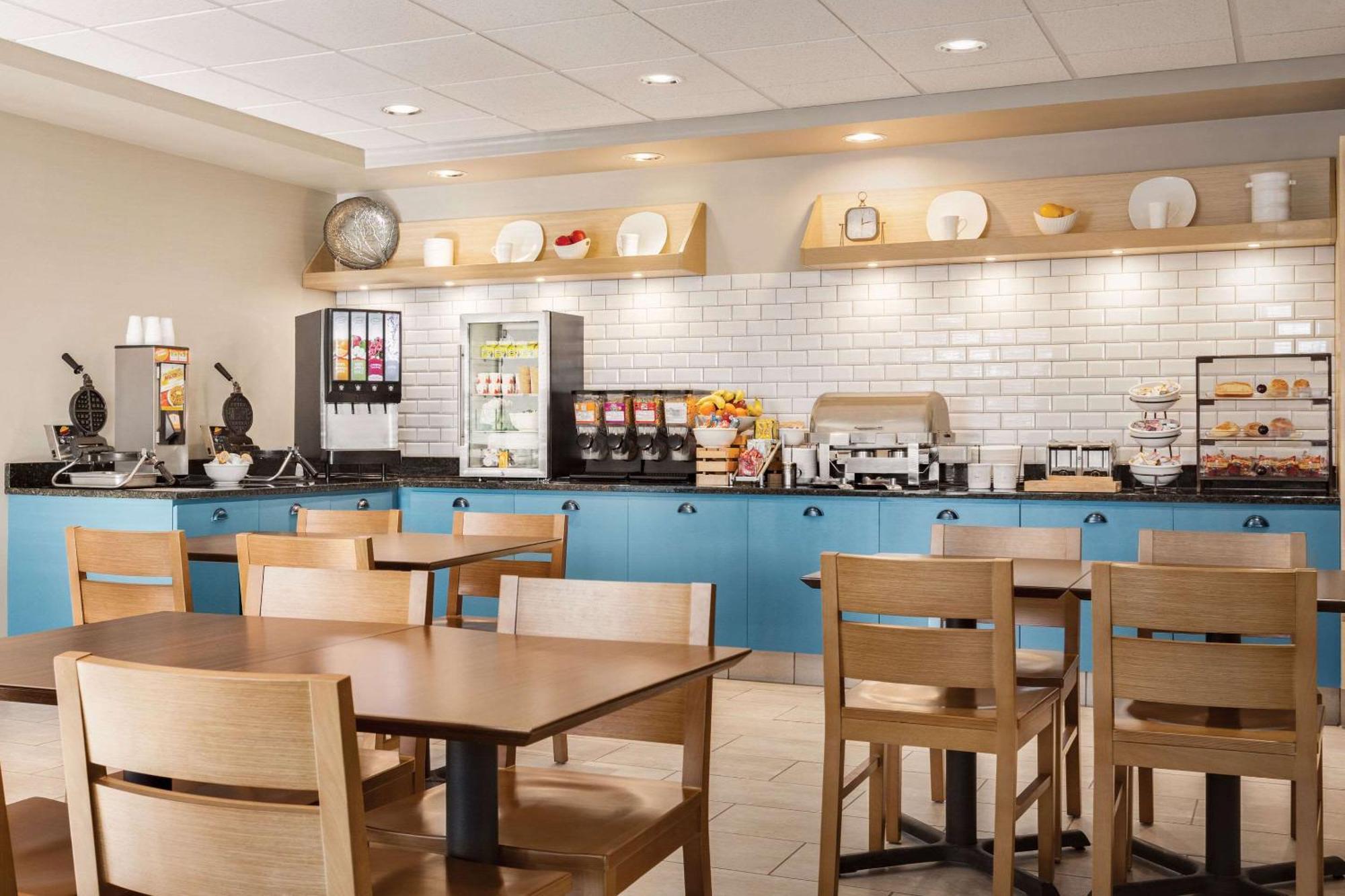 Country Inn & Suites By Radisson, St Cloud East, Mn 세인트클라우드 외부 사진