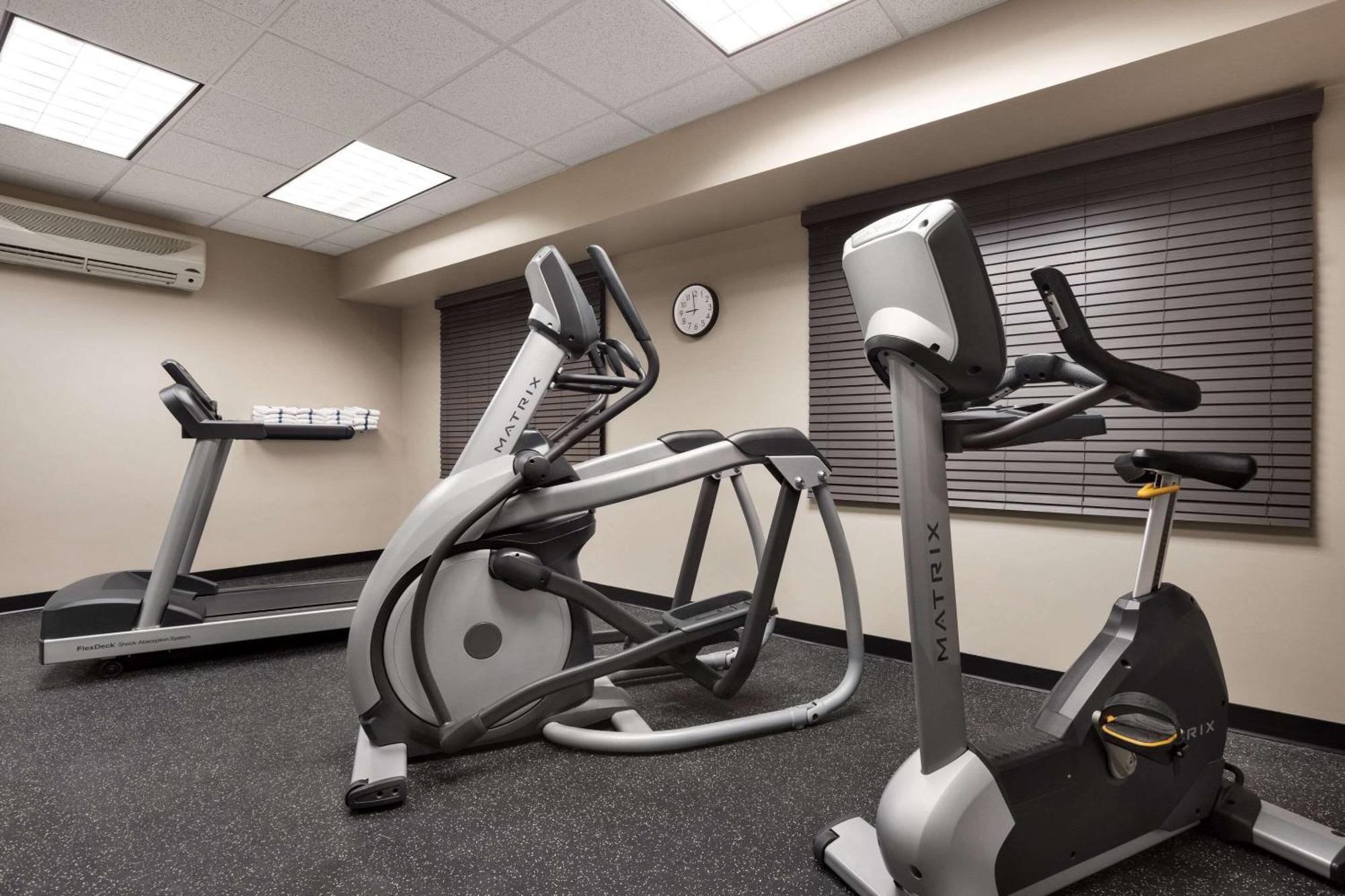 Country Inn & Suites By Radisson, St Cloud East, Mn 세인트클라우드 외부 사진