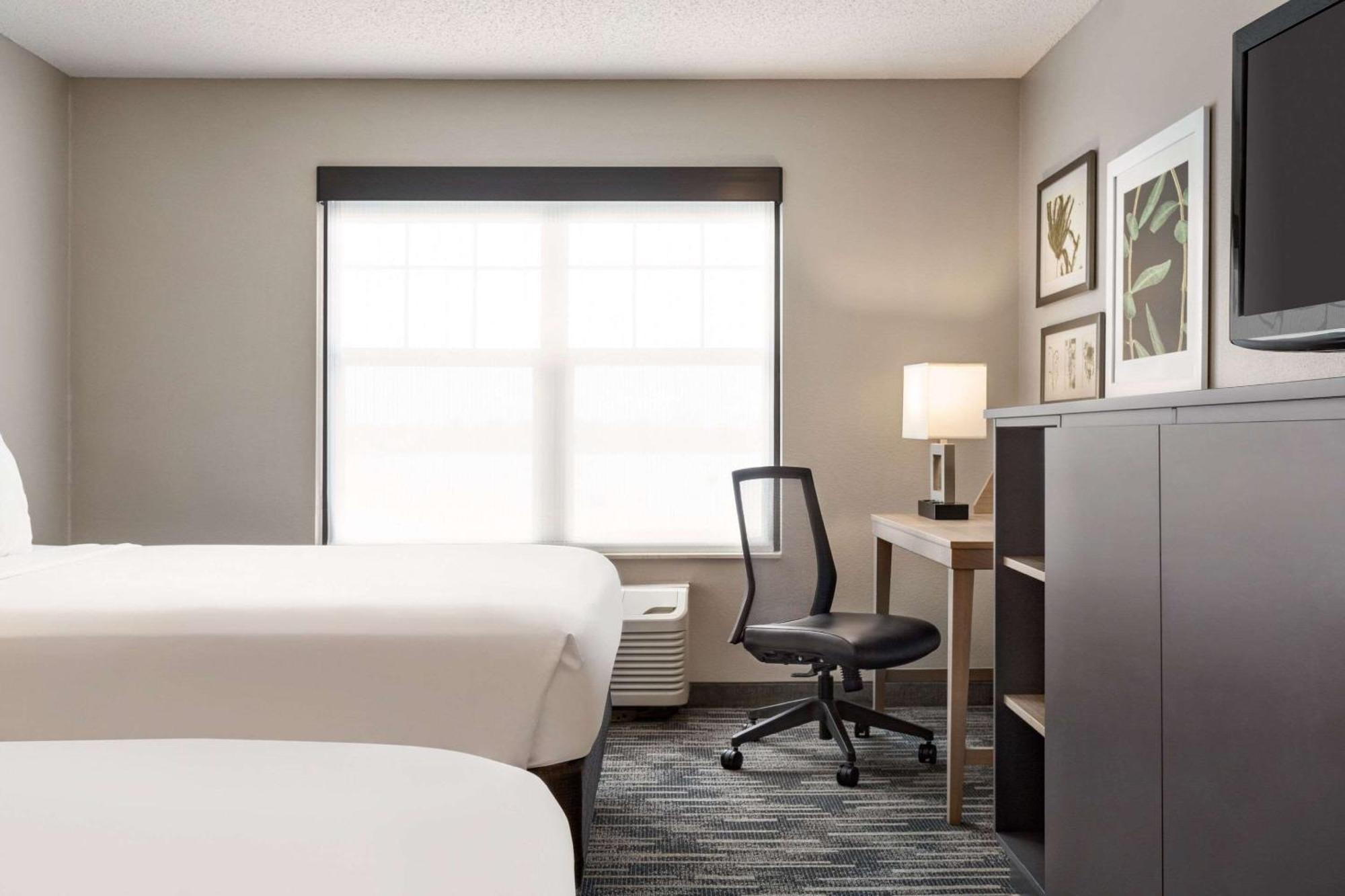 Country Inn & Suites By Radisson, St Cloud East, Mn 세인트클라우드 외부 사진