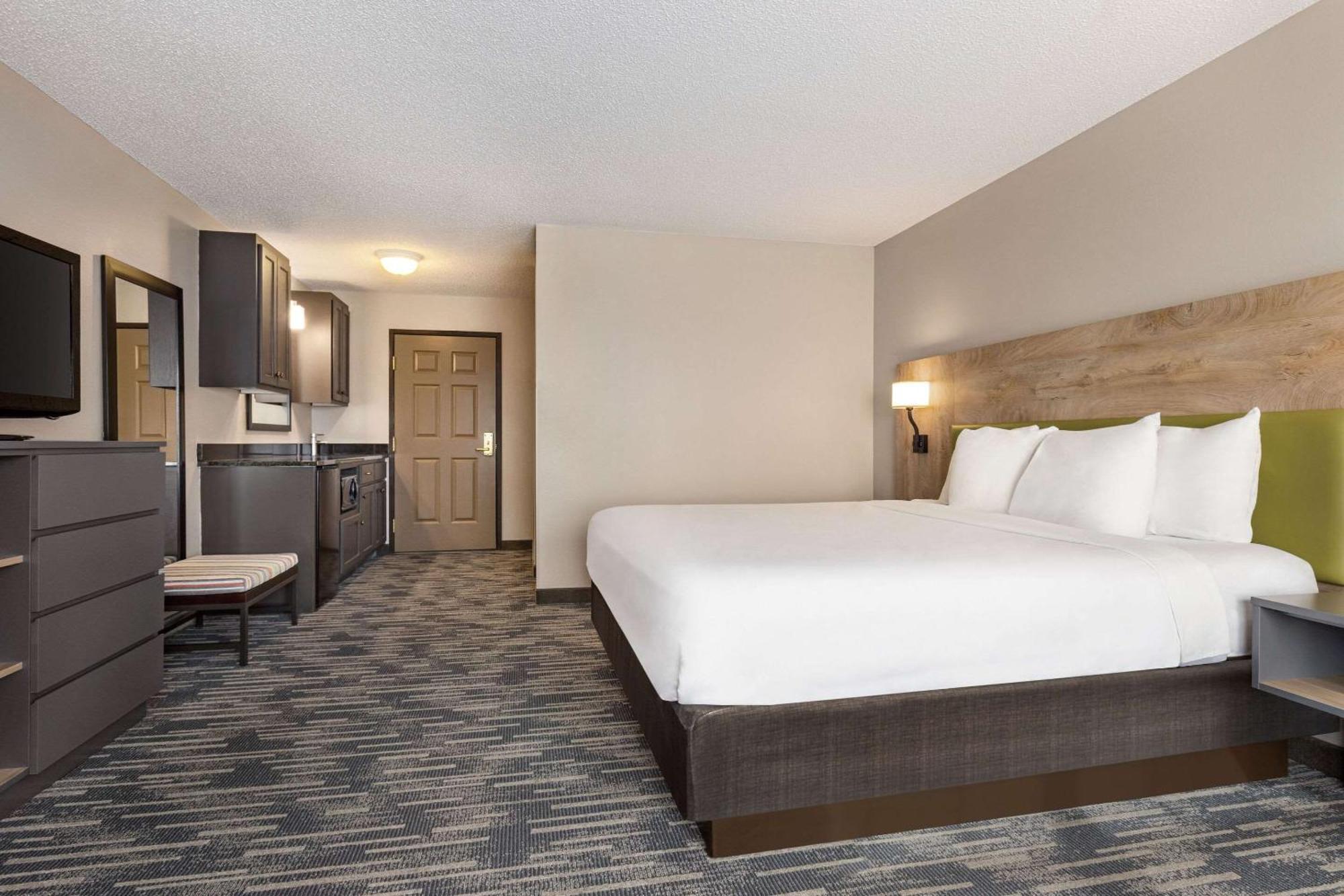 Country Inn & Suites By Radisson, St Cloud East, Mn 세인트클라우드 외부 사진