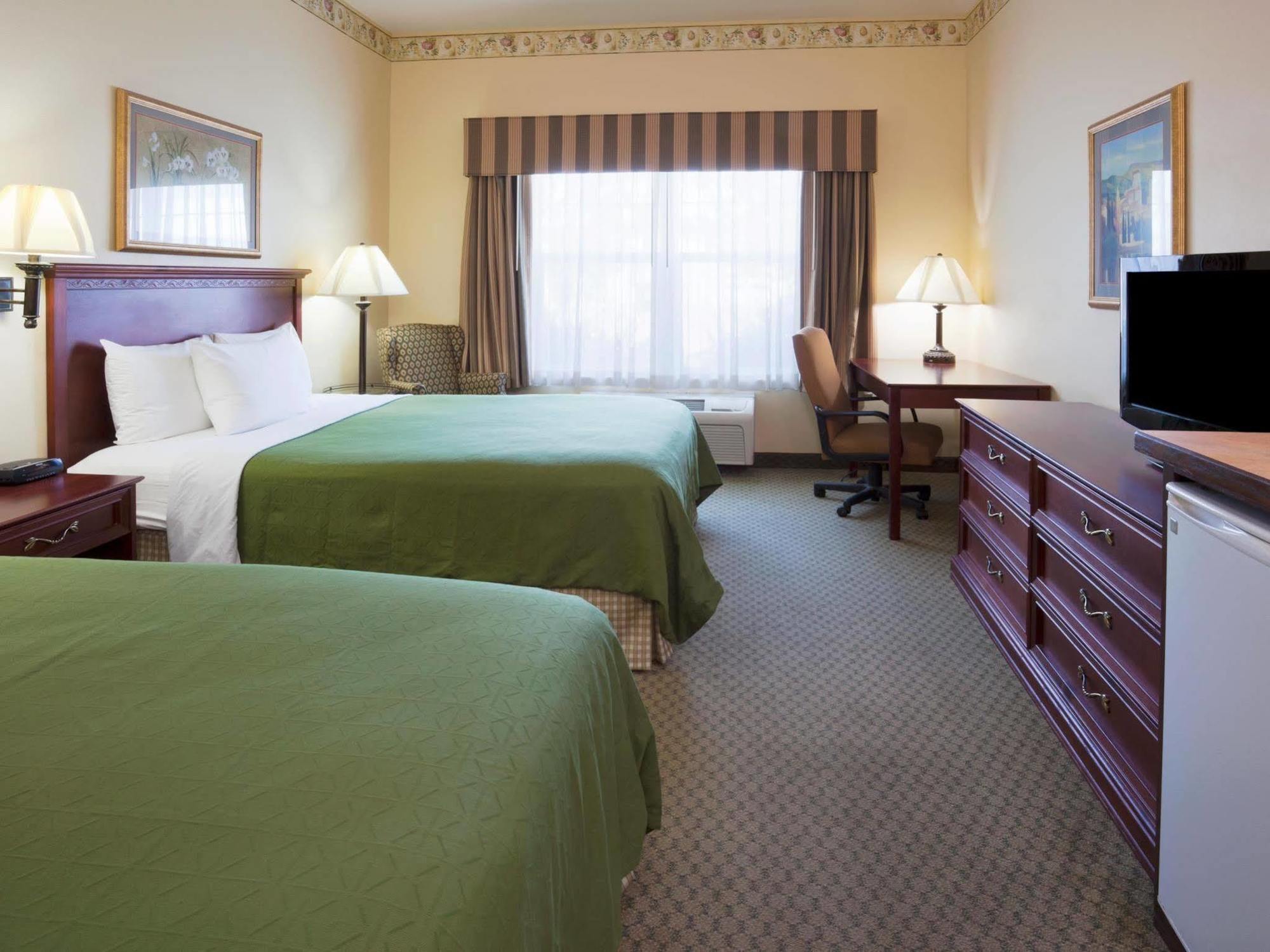 Country Inn & Suites By Radisson, St Cloud East, Mn 세인트클라우드 외부 사진